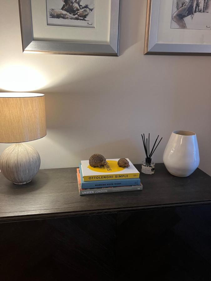 2 Bedroom Apartment Just Off Kings Road 伦敦 外观 照片